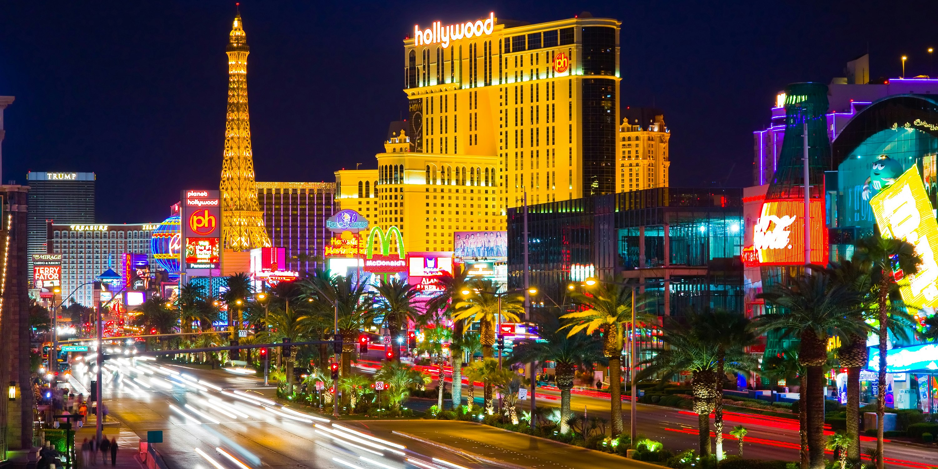 Where to Eat on and off the Strip in Las Vegas | Via